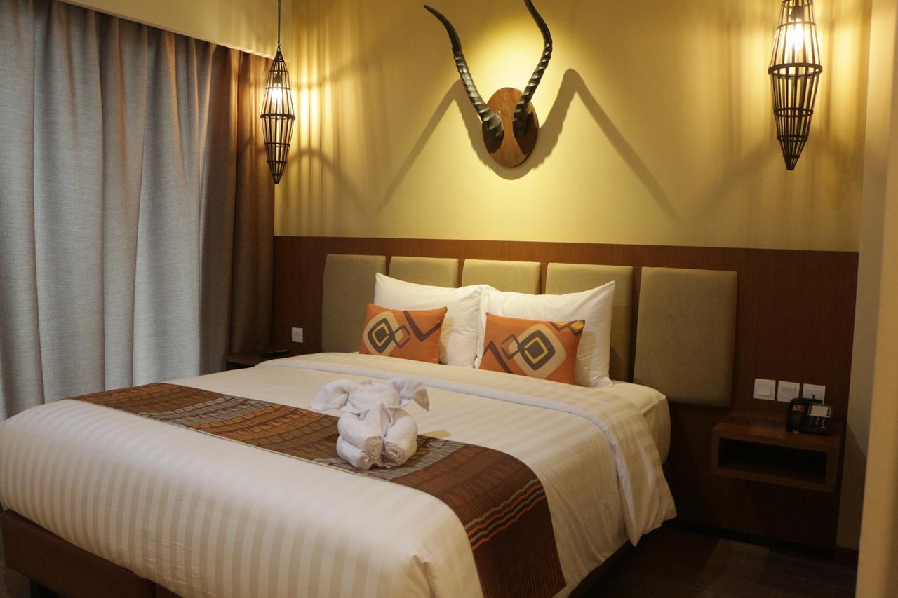 Baobab Safari Resort Prigen Экстерьер фото