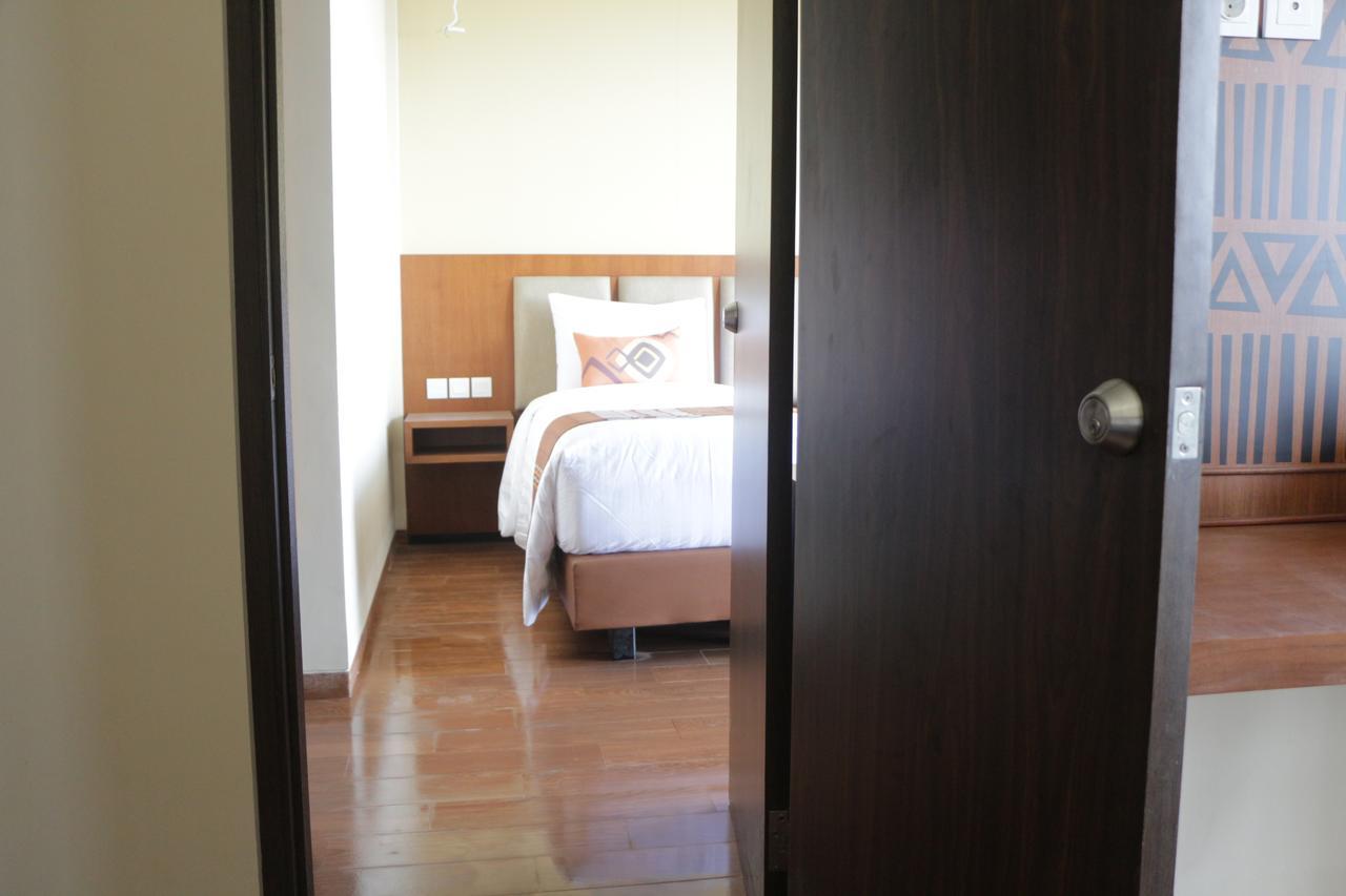 Baobab Safari Resort Prigen Экстерьер фото