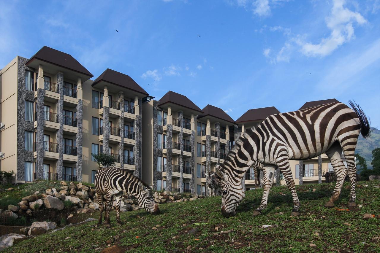 Baobab Safari Resort Prigen Экстерьер фото